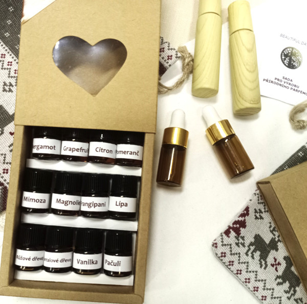 Sada přírodních esenciálních olejů, (1)
